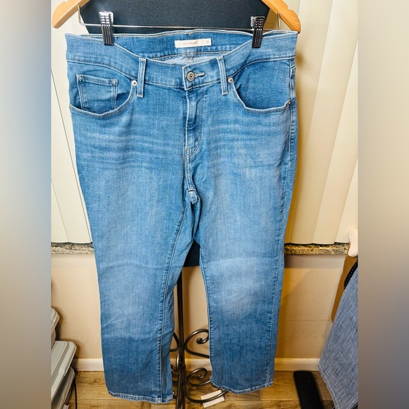 Levi Strauss Curvy Boot Cut Light Blue Denim Jeans size 31 - Picture 2 of 7